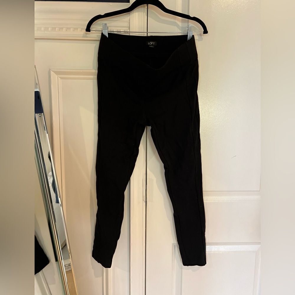 Ann Taylor LOFT Seamed Ponte Knit Cropped Black Leggings Pants